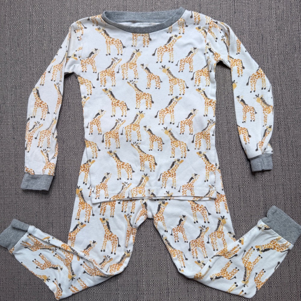 Burts Bees Kids Giraffe Print Organic Cotton Pajama Set White Gray 4T Snug Fit